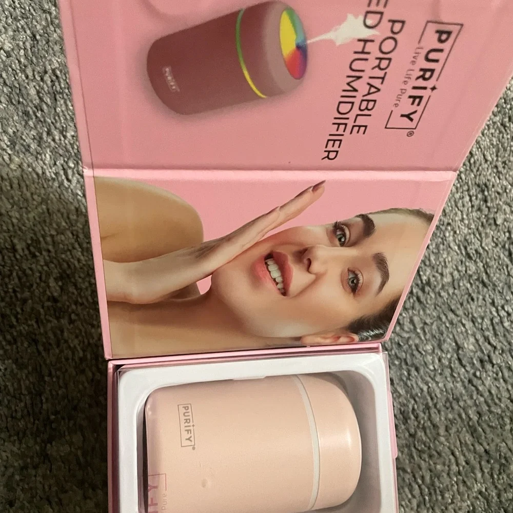 Pink Purify Humidifier with LED Light - Picture 7 of 9